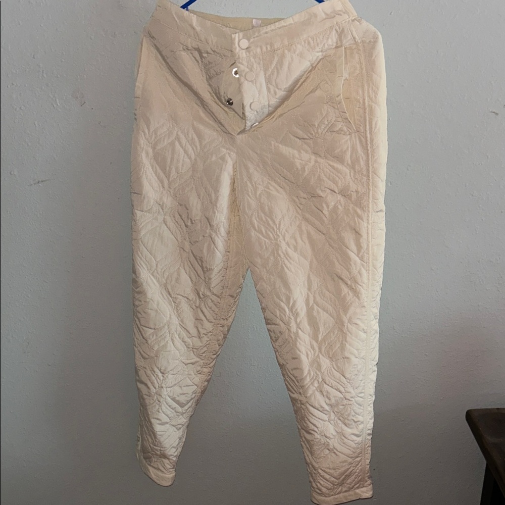 Fabletics Cream Quilted lined Pants